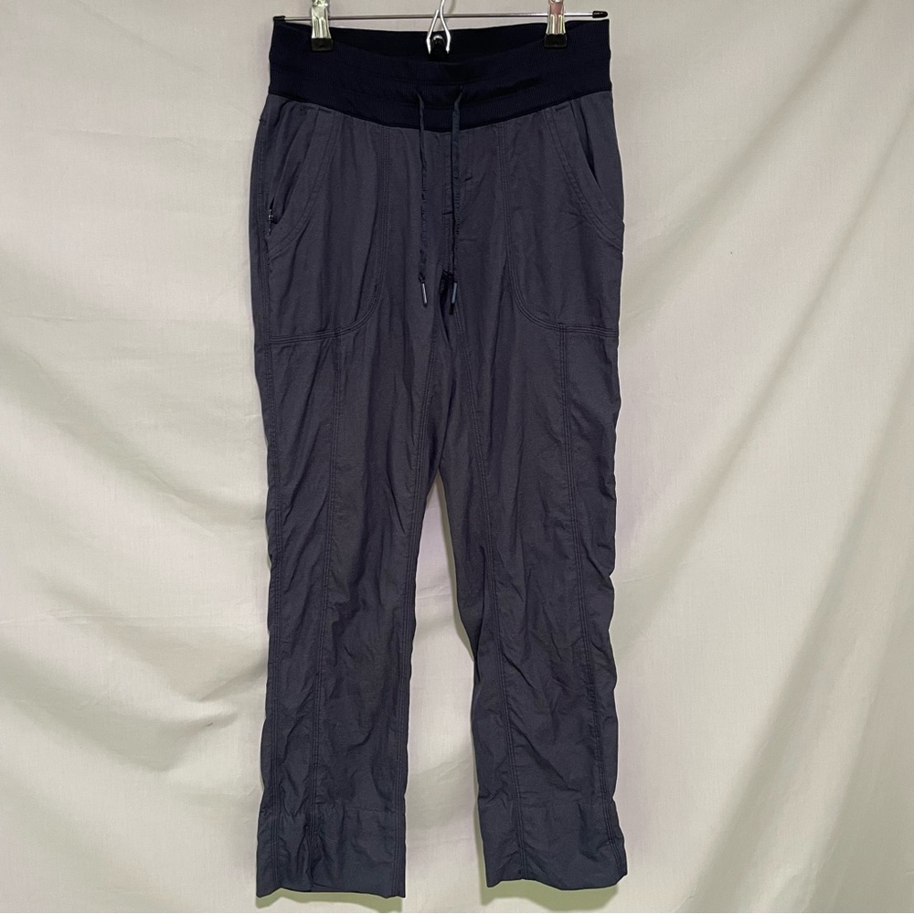 The North Face Women’s Navy Hiking Pants Size Small